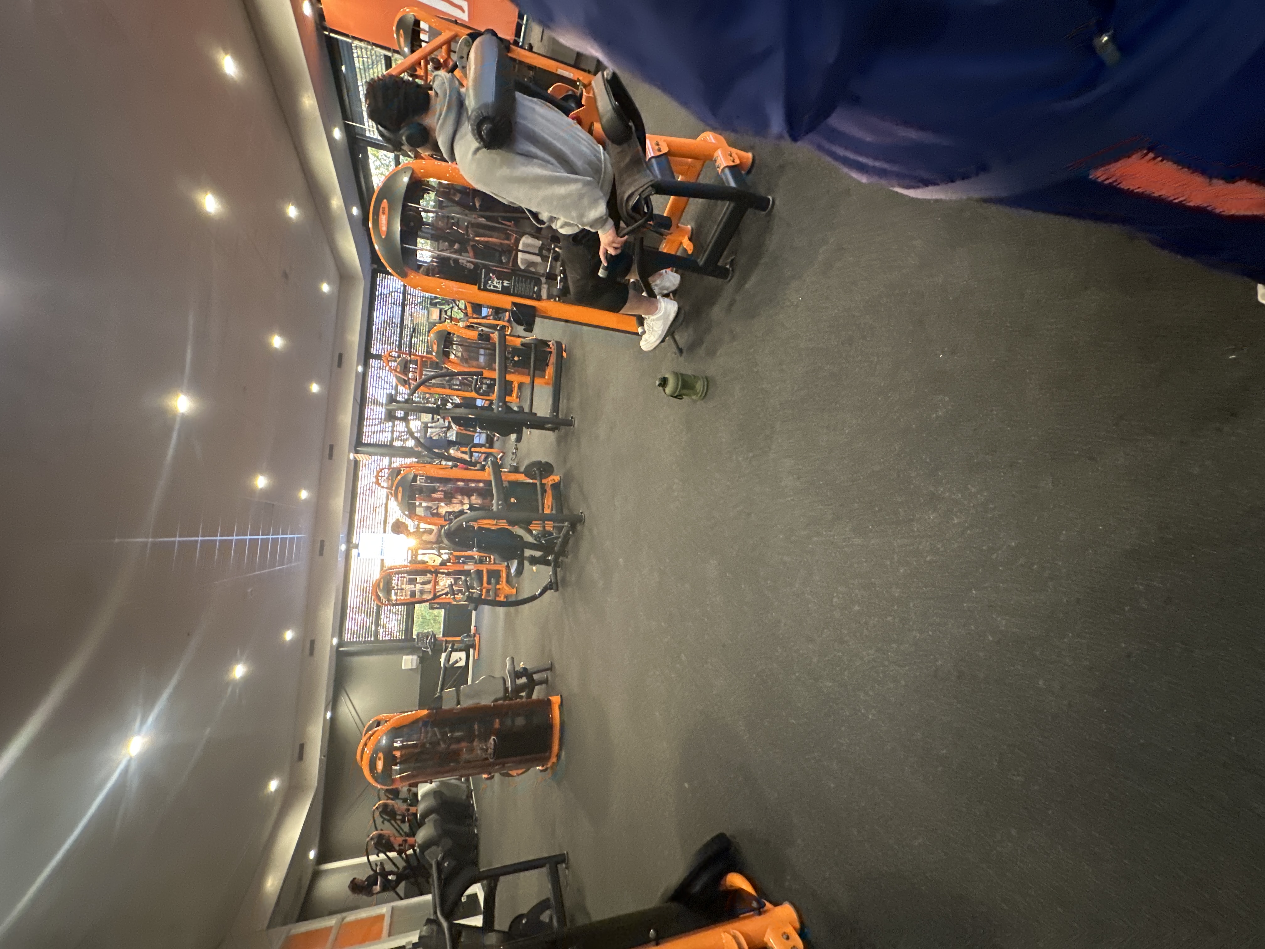Doe een workout in de gym van minimaal 30 minuten foto 1