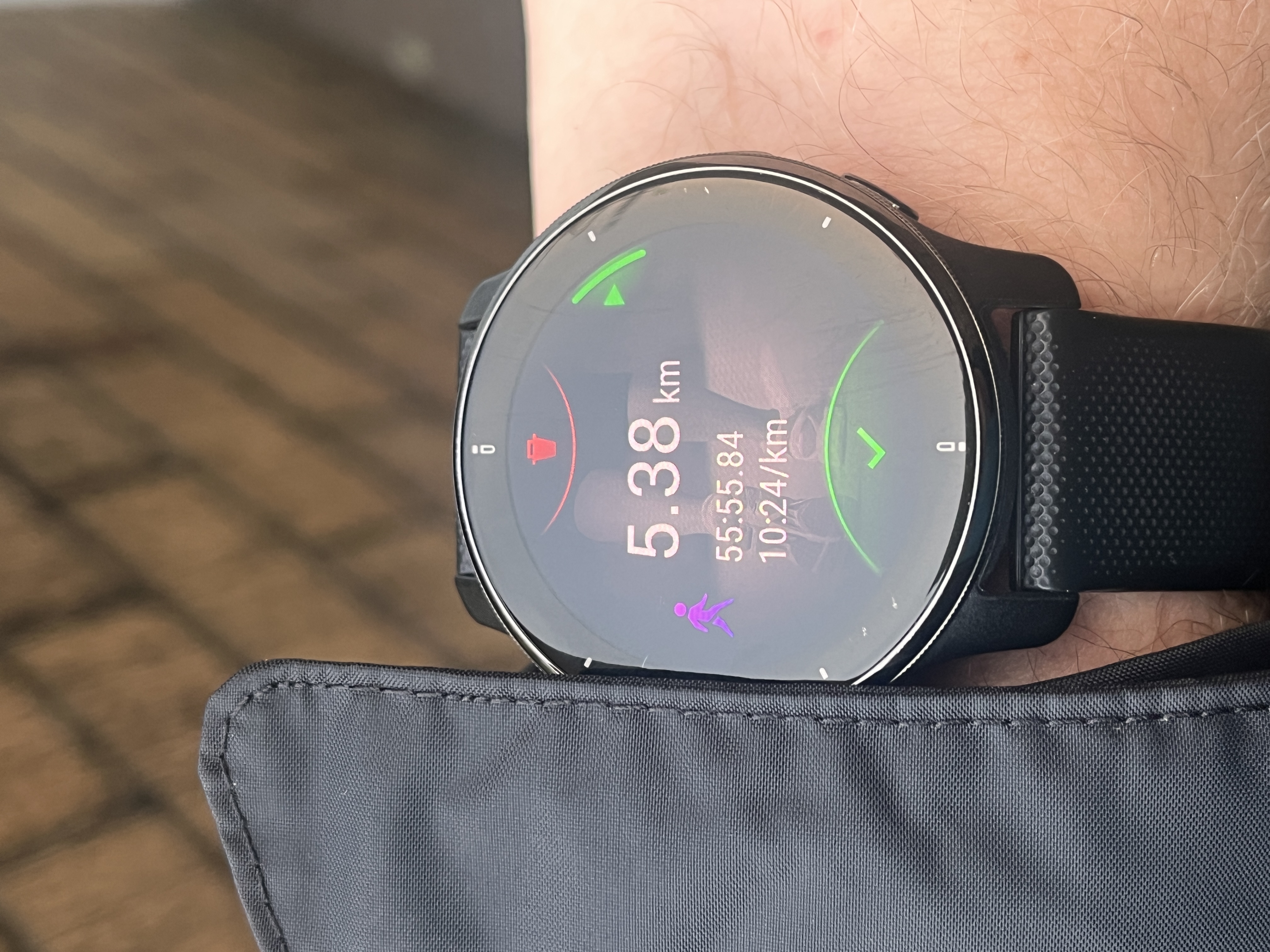 Maak een wandeling van minimaal 5 km foto 1